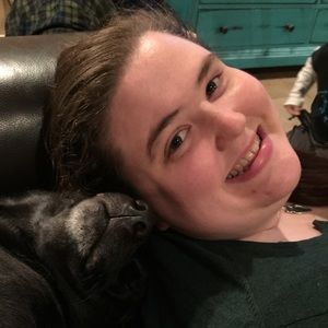 Meet your Posher, Lauren